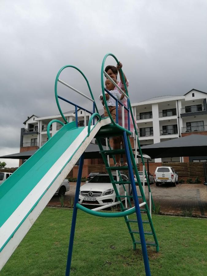 The Blyde Riverwalk Estate, Crystal Lagoon, Pretoria East Екстер'єр фото
