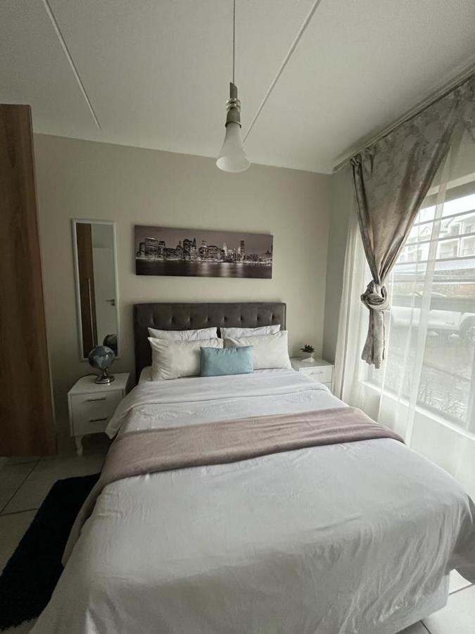 The Blyde Riverwalk Estate, Crystal Lagoon, Pretoria East Екстер'єр фото